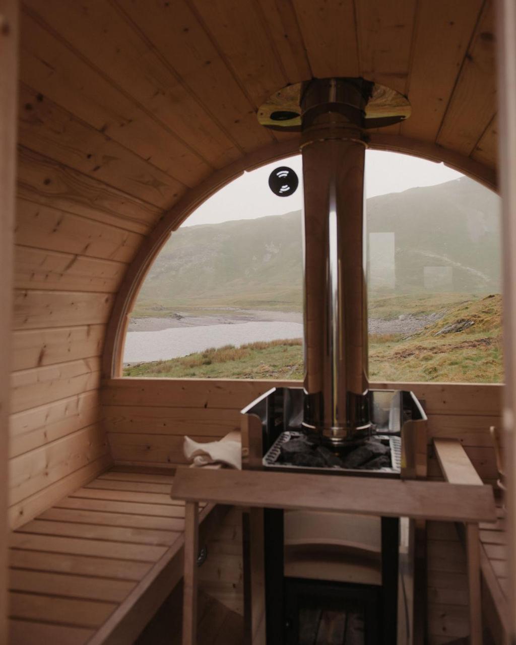 Barlwyd Glamping Hotel Blaenau Ffestiniog Exterior photo